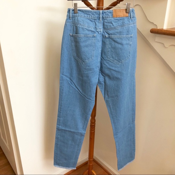 Noisy May Mom Jeans Scribble Detail Raw Hem - Picture 6 of 8